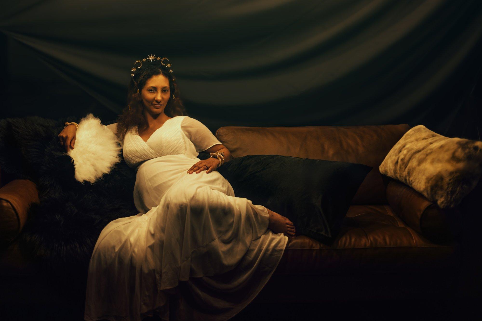 carousel-hero-element image-1